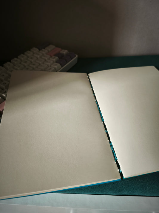 Bleu | Blank | 72 pages