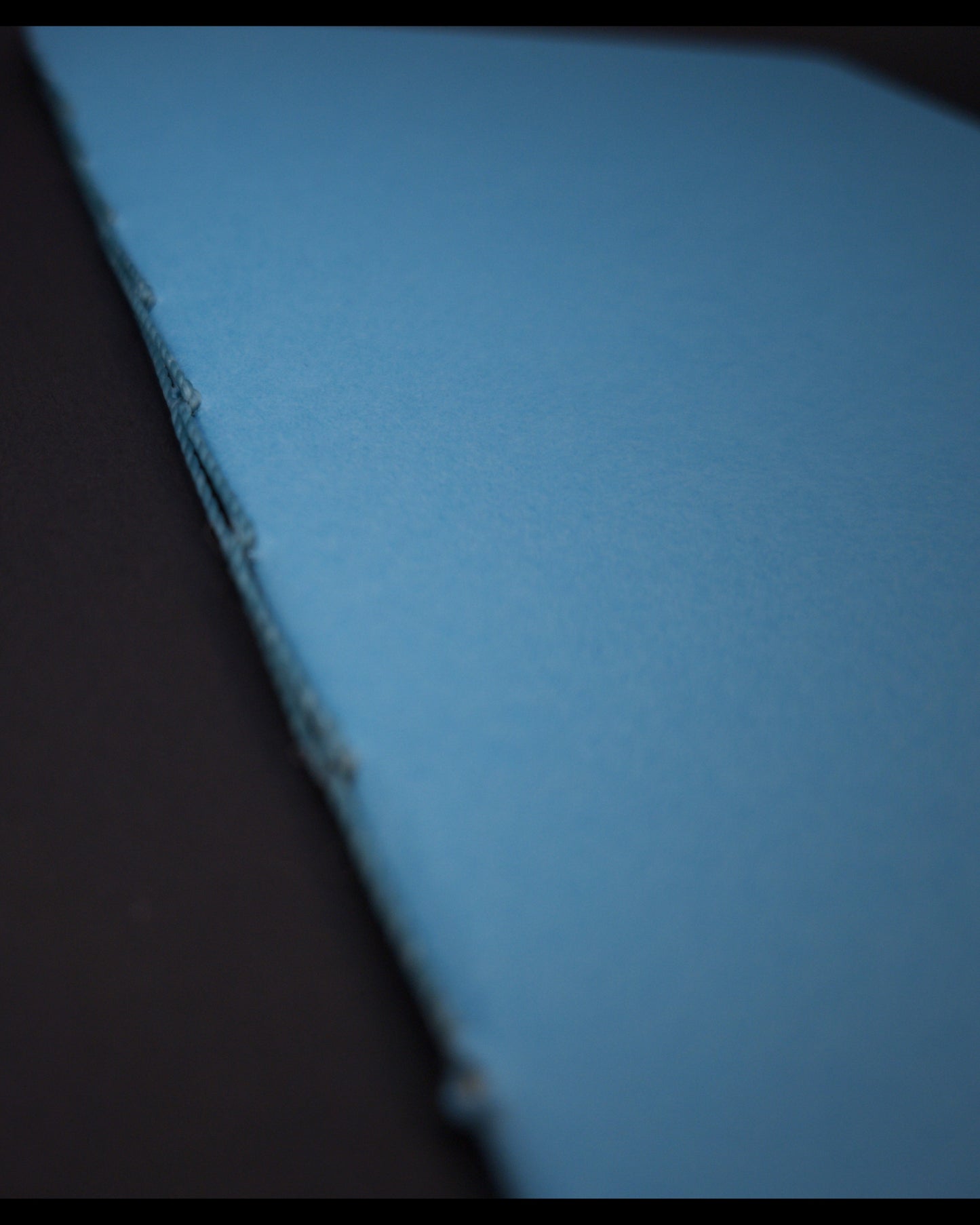 Bleu électrique
